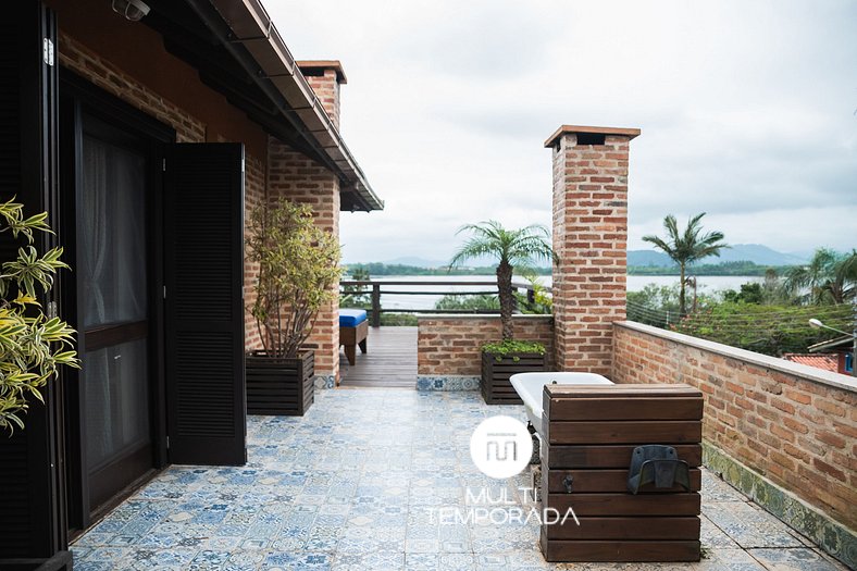 Ibiraquera Life - House Premium com Banheira